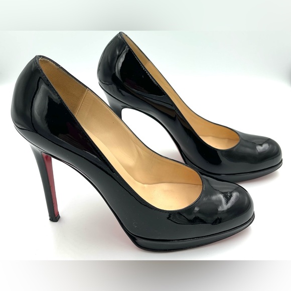Beautiful Christian Louboutin Patent Leather Pumps - Picture 1 of 11